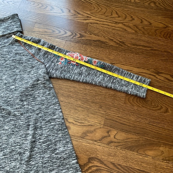 THML long sleeve top - Picture 5 of 11